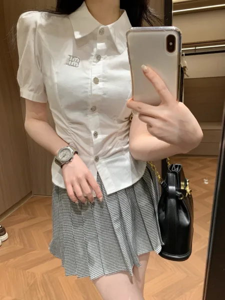 Design Pink Ruched Collar Shirt with Pleated Gray Plaid Skirt Clothing - 9