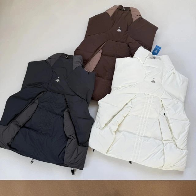 Design Puffer Vest Multi-Color Layered Outerwear - 22