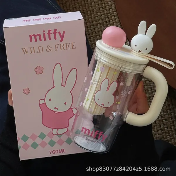 Design Miffy Wild & Free 760ml Sakura Edition Water Bottle Accessories - 1