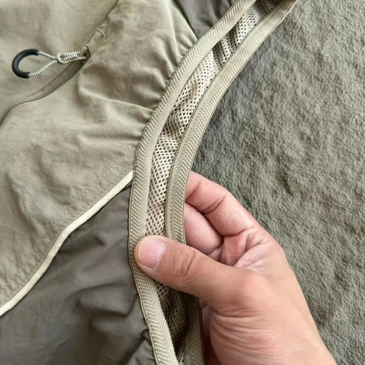C.P. Company Tech Vest Black / Olive Green Vest Outerwear.vest - 10