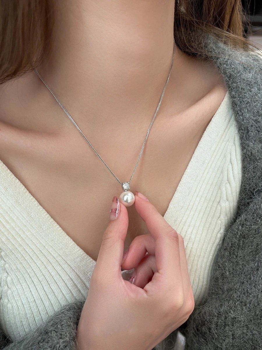 Design Pearl and Diamond Pendant Necklace Silver Jewelry - 12