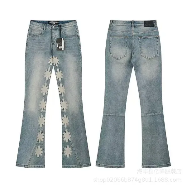 Design Floral Embroidered Flared Jeans Light Wash - 5