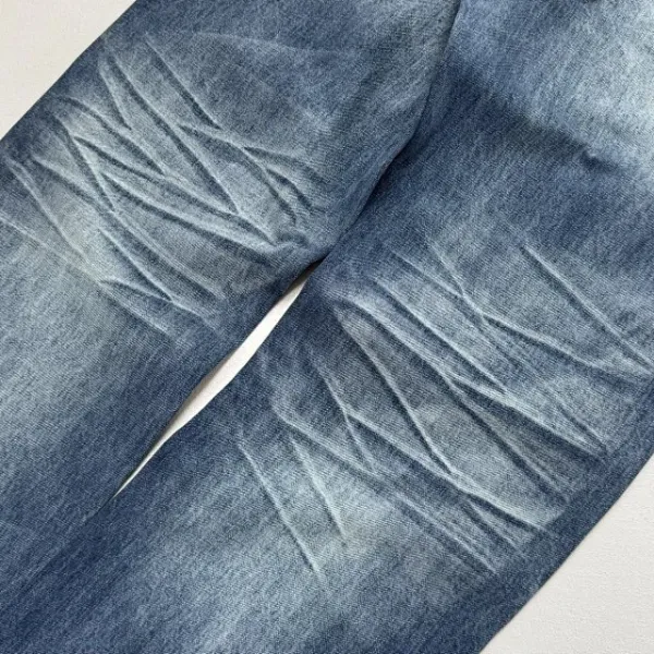 Design Wide-Leg Distressed Blue Jeans - 19