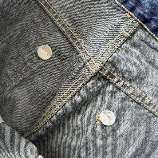 Design Wide-Leg Distressed Blue Jeans - 24