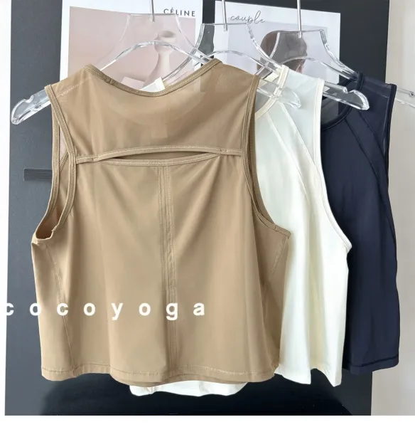 Design Coco Yoga Mesh Panel Crop Vest Top Black Vest Top - 7
