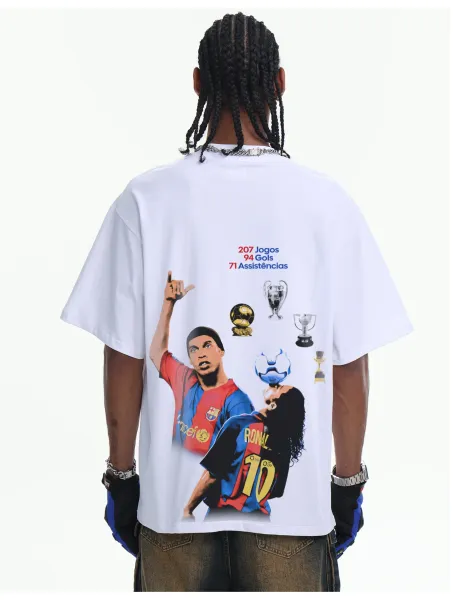 FC Barcelona Ronaldinho Tribute Graphic T-Shirt Beige - 22