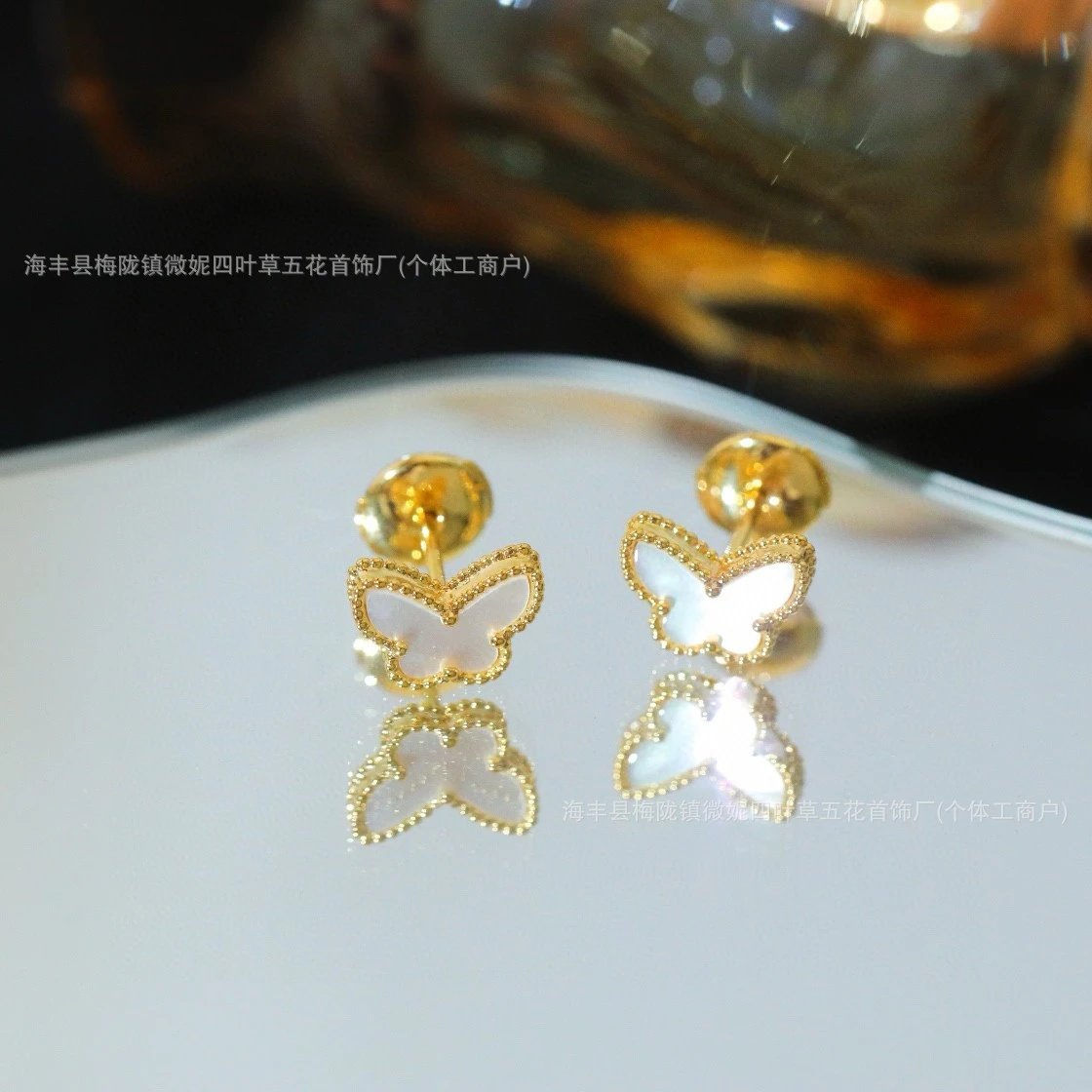 迷你-白金色白贝母蝴蝶
