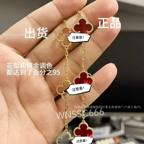 Design Floral and Ladybug Charm Bracelet in Rose Gold with White Mother-of-Pearl and Red Enamel Jewelry - 11