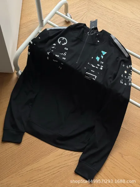 Design Half-Zip Performance Top Black with Graphic Print - 3