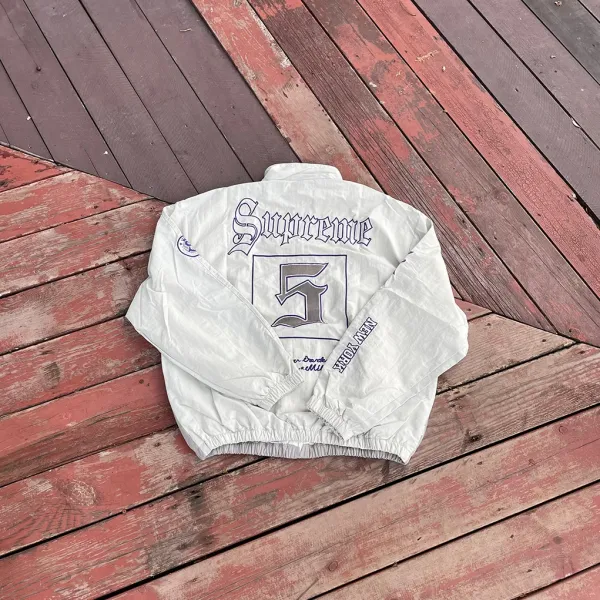 Supreme Gothic Logo Windbreaker Black Jacket Outerwear - 20