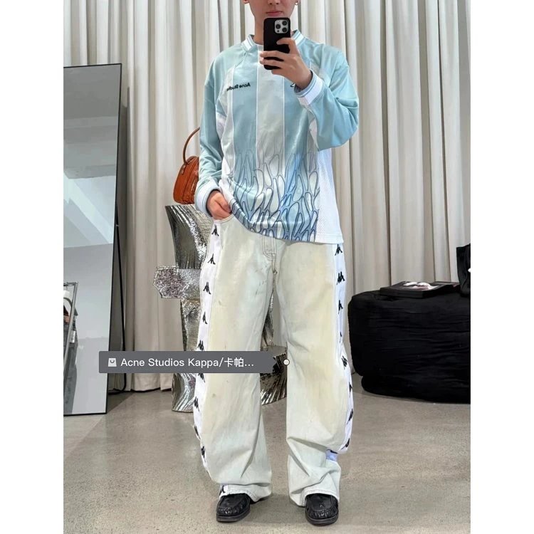 Acne Studios Gradient Print Long-Sleeve Top Light Blue - 13