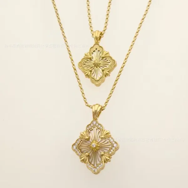 Design Floral Motif Gold Pendant Necklace Set Jewelry - 1