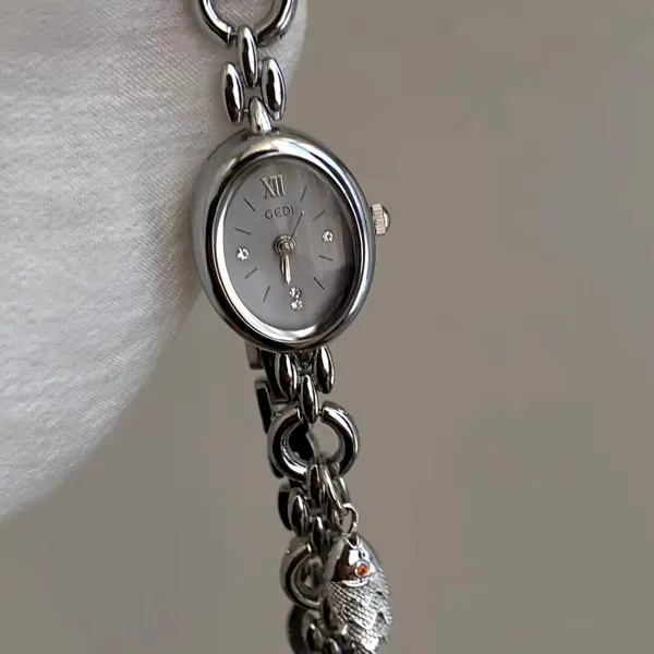 Design GEDI Oval Dial Silver Watch with Fish Charm Bracelet Watches - 31