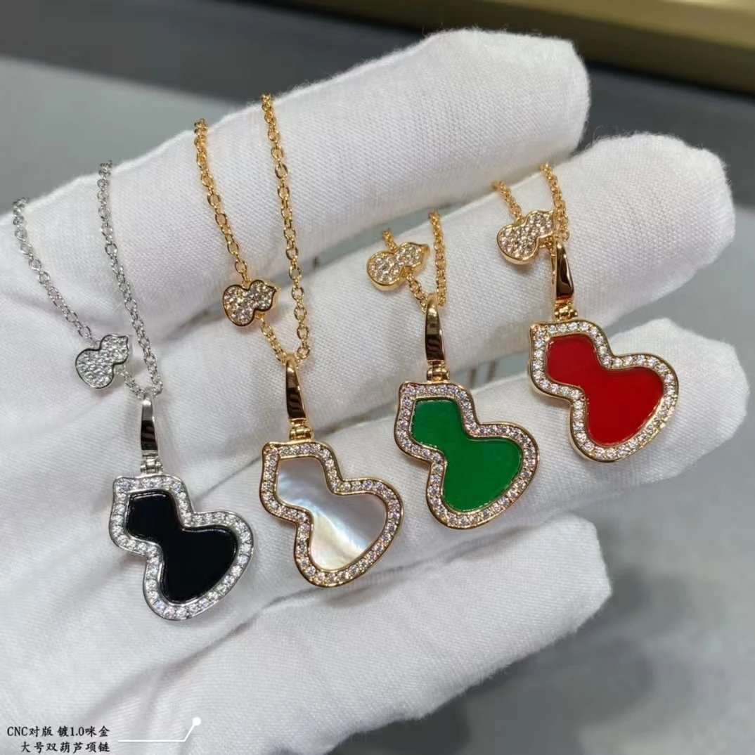 Design Mickey Mouse Bow Pendant Necklace Gold-Tone Pave Crystal Necklace Jewelry - 6