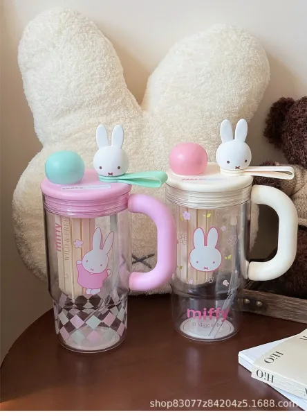 Design Miffy Wild & Free 760ml Sakura Edition Water Bottle Accessories - 11