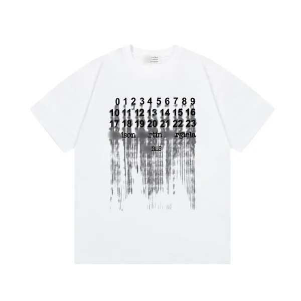 Design Abstract Spray Graffiti Black T-Shirt - 11