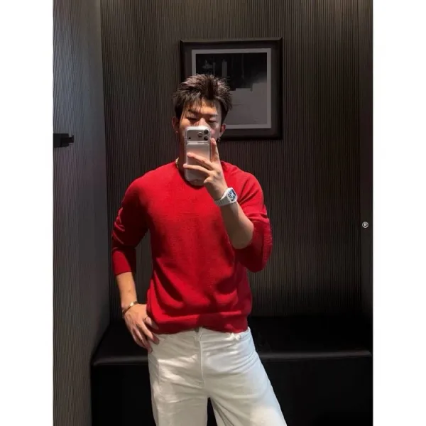 Design Red Crewneck Sweater White Denim Pants Sweater - 4