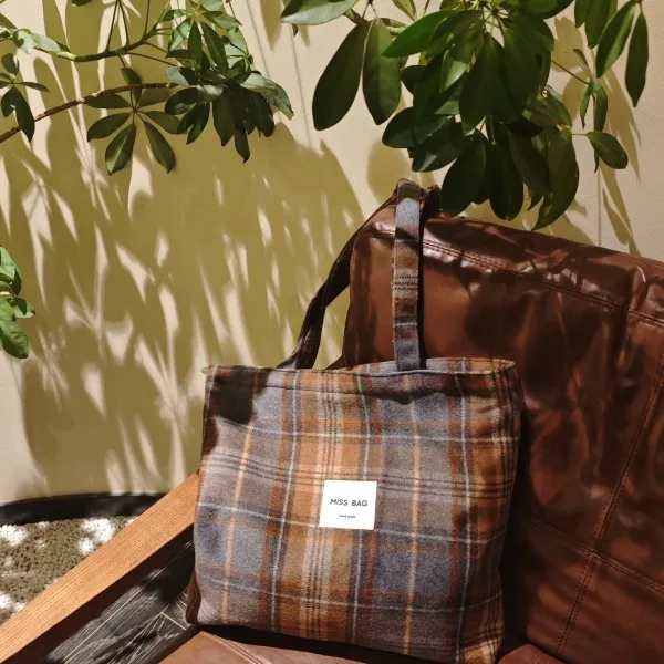 Design Miss Bag Plaid Wool-Blend Tote Bag Brown Multicolor Tote Bag - 8