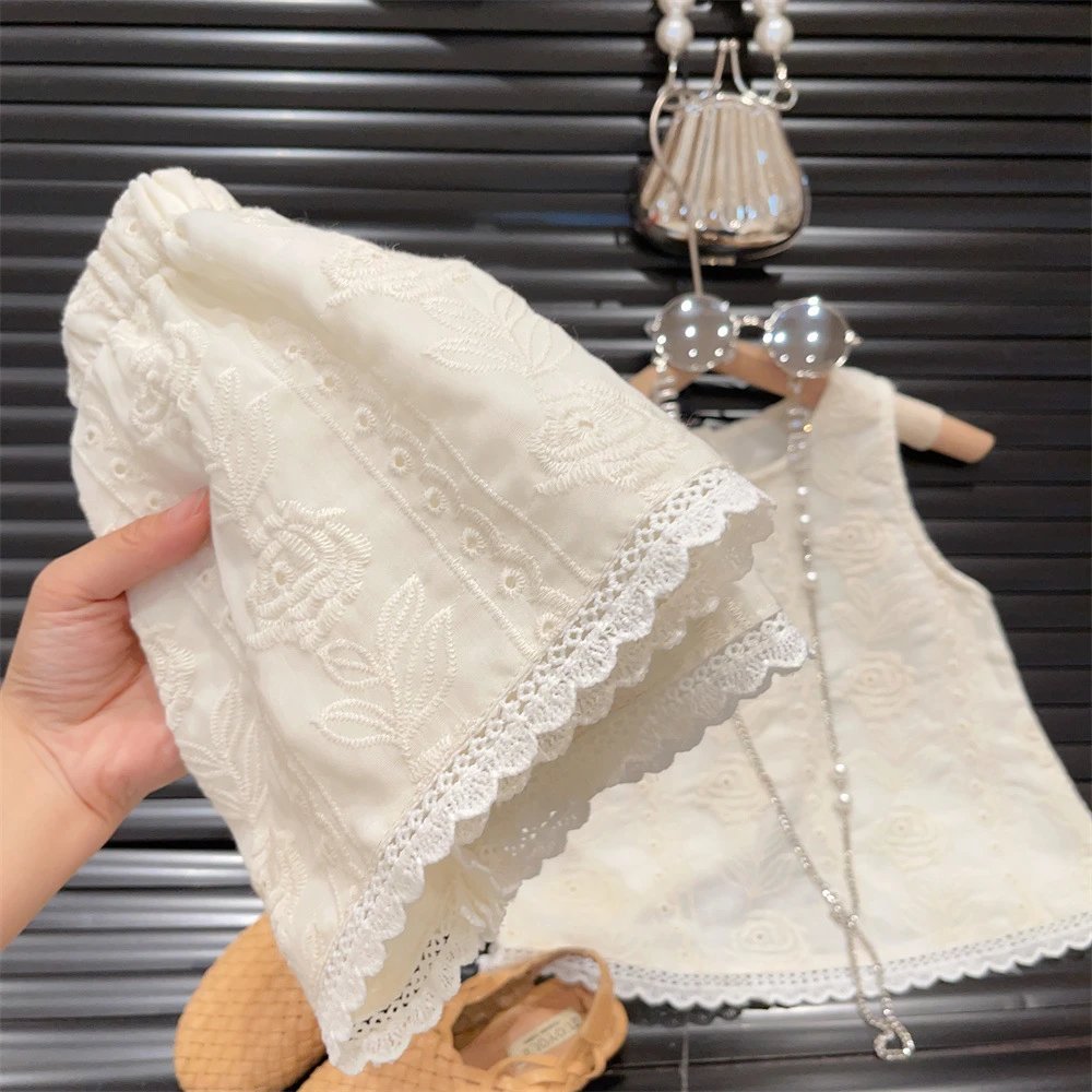 Design White Eyelet Lace Embroidery Two-Piece Set Shorts and Top Sets - 22