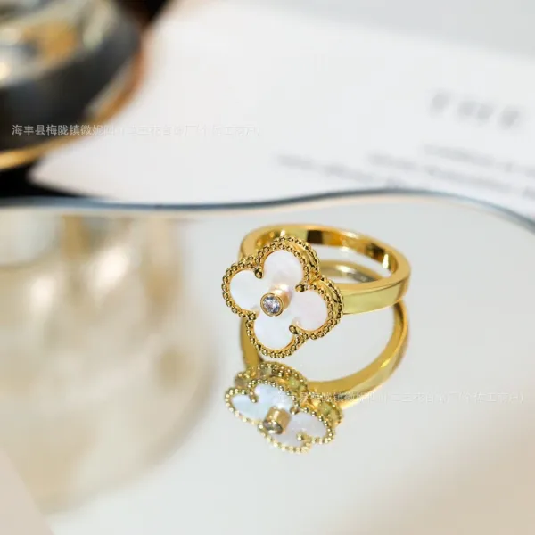 Van Cleef & Arpels Alhambra White Mother-of-Pearl Gold Ring Jewelry - 9