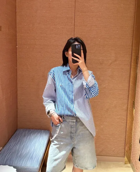 Design Striped Button-Up Shirt Blue and White - 3