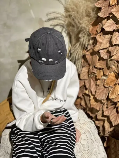 Miu Miu Distressed Beige Baseball Cap - 11