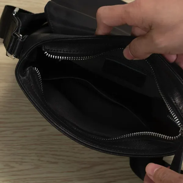 Design Classic Flap Crossbody Bag Black - 7