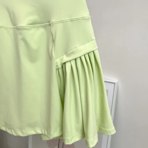 Design Square-Neck Sleeveless Top Beige + Pleated Skort Orange Activewear Set - 23