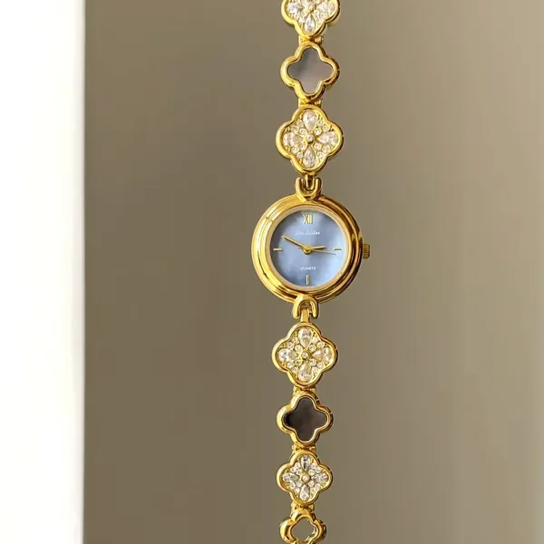 Design GEDI Oval Dial Silver Watch with Fish Charm Bracelet Watches - 24