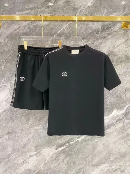Design Double Circle Logo Black T-Shirt and Shorts Set - 1