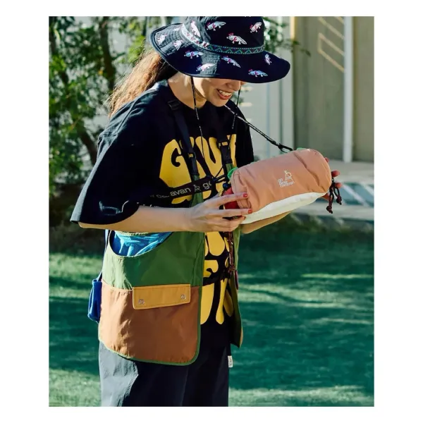 Design Go Slow Caravan Hot Dog Belt Bag Multicolor Crossbody Bag Crossbody Bags - 14