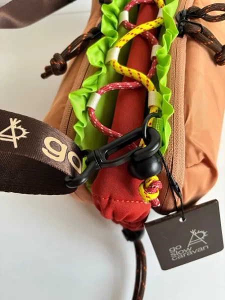 Design Go Slow Caravan Hot Dog Belt Bag Multicolor Crossbody Bag Crossbody Bags - 41