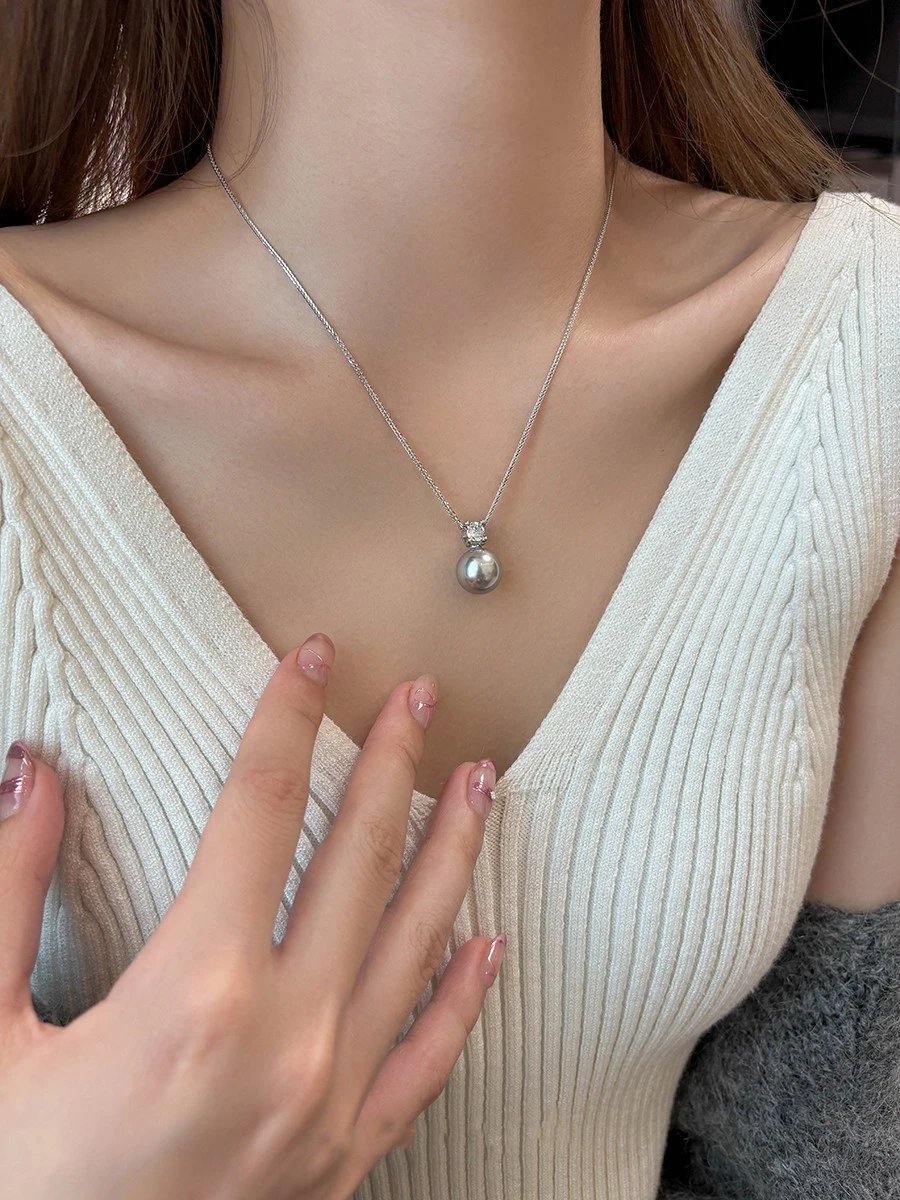 Design Pearl and Diamond Pendant Necklace Silver Jewelry - 4