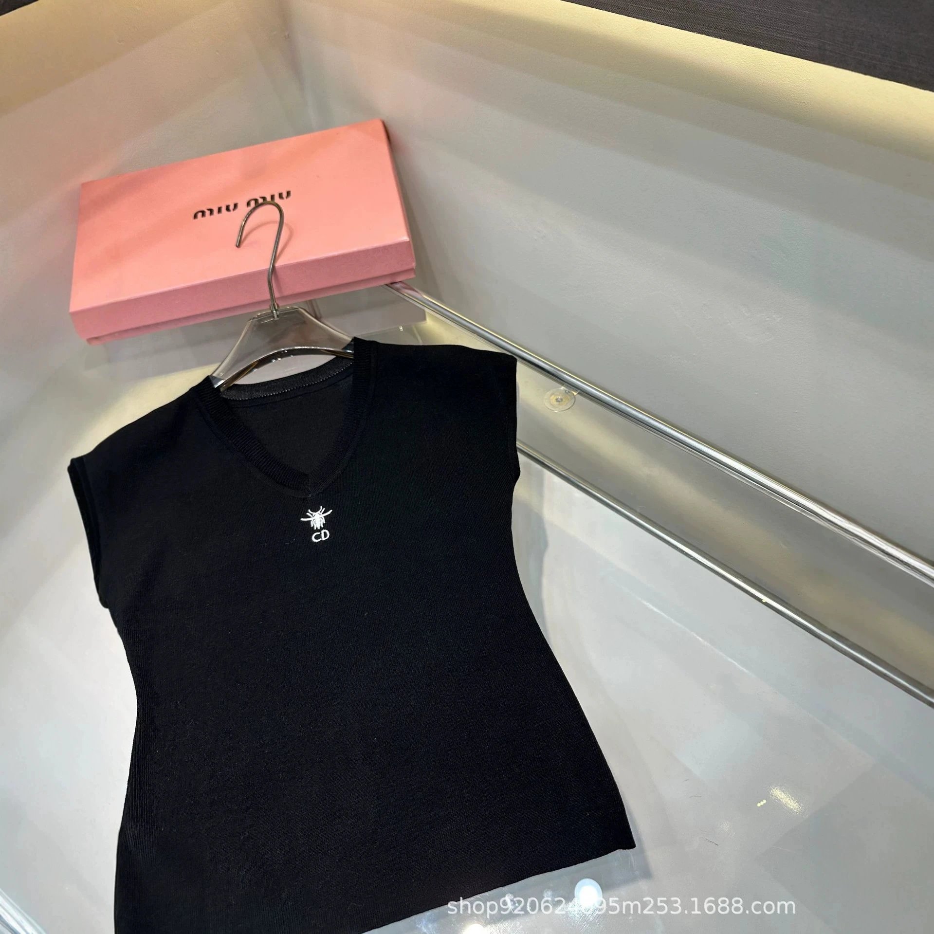 Miu Miu White V-Neck Sleeveless Knit Top