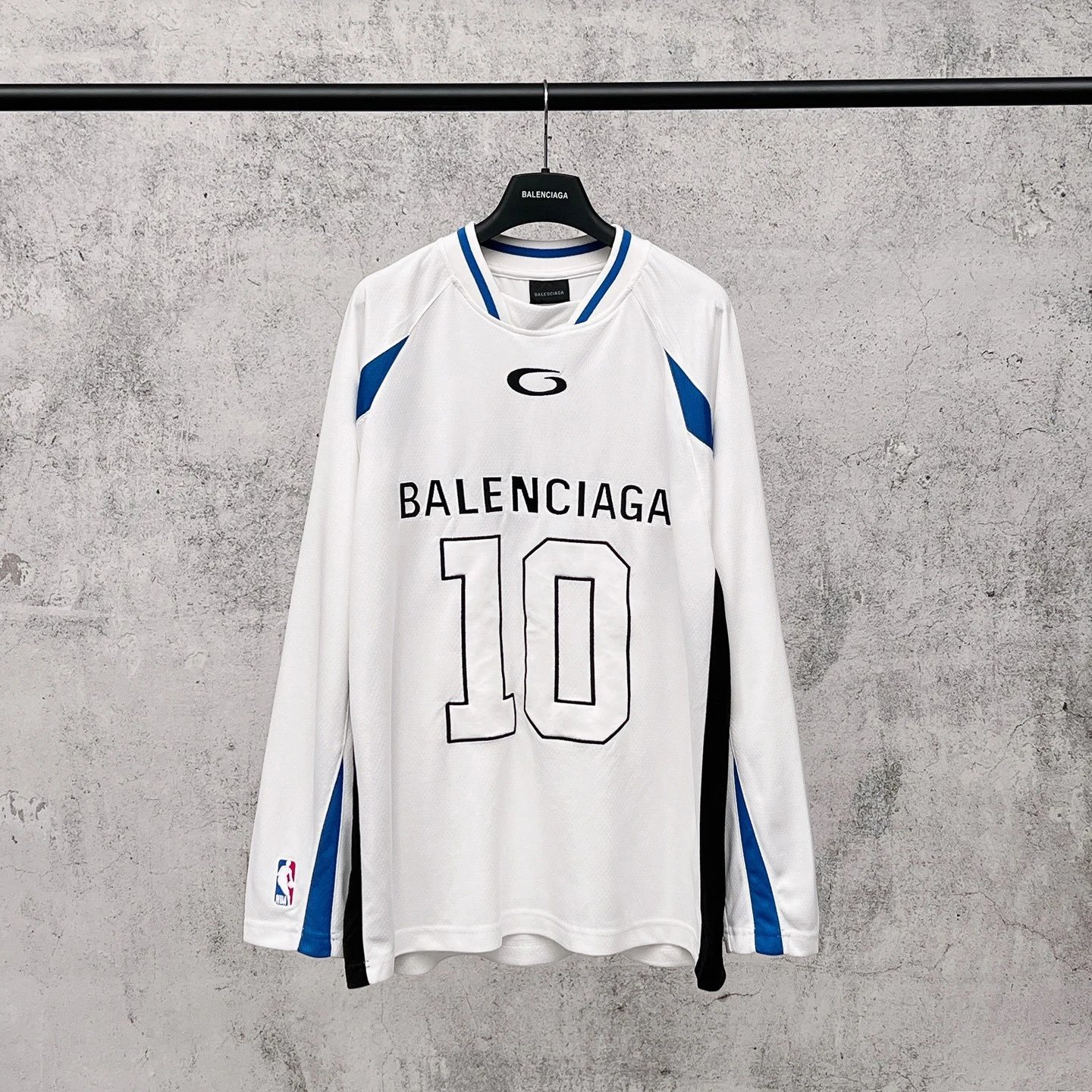 Balenciaga x NBA Jersey White / Blue Long-Sleeve Basketball Top