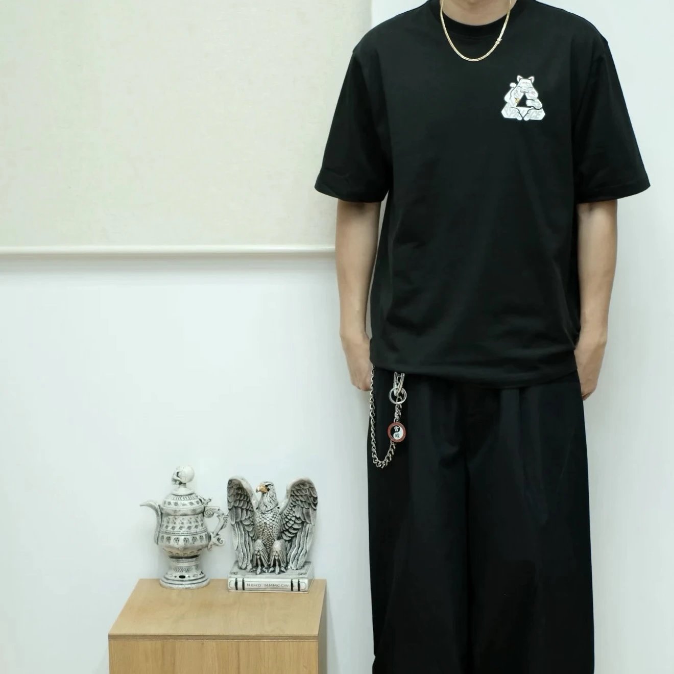Design Maneki-neko Graphic T-Shirt Black - 5