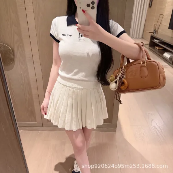 Design UIM UIM Gray Knit Polo Shirt with Black Pleated Skirt Set Sets - 5