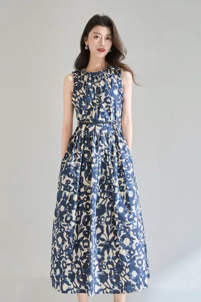 Design Floral Print Sleeveless Midi Dress in Navy and Cream - 4