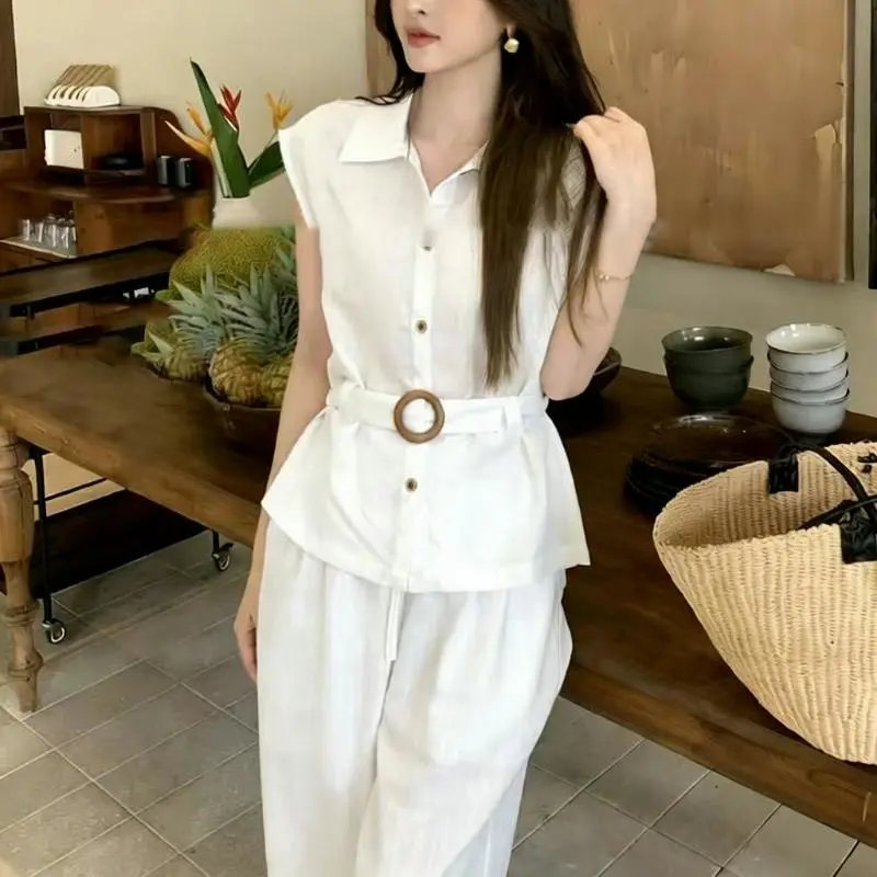 白色