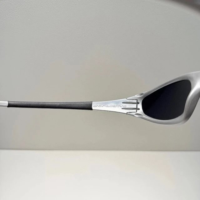 Oakley Frogskins Sunglasses Silver Frame with Black Lenses - 30
