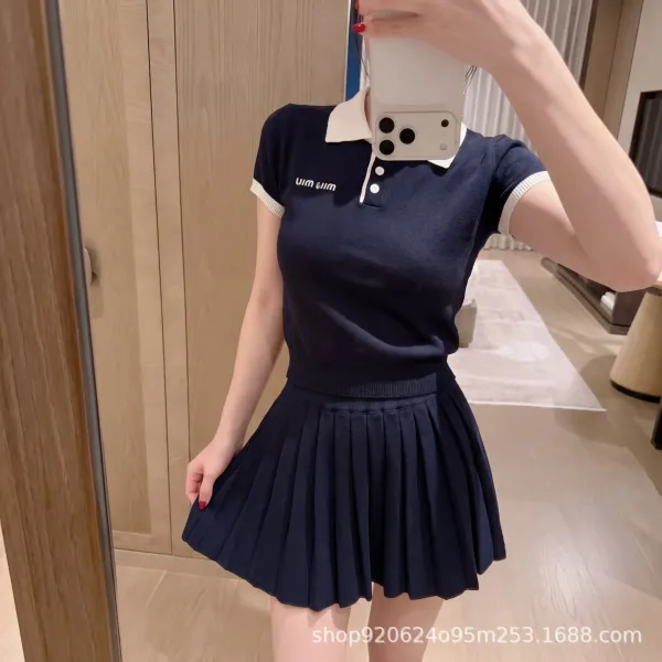 Design UIM UIM Gray Knit Polo Shirt with Black Pleated Skirt Set Sets - 2