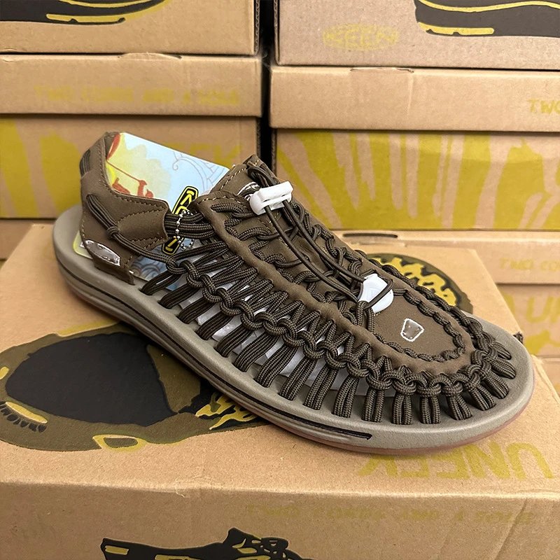 Design Keen Uneek Olive Green Sandals - 22