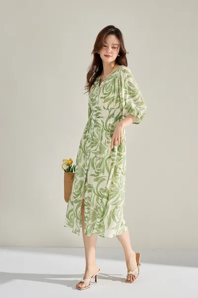 Design Leaf Print V-Neck Midi Dress in Green and Cream - 6