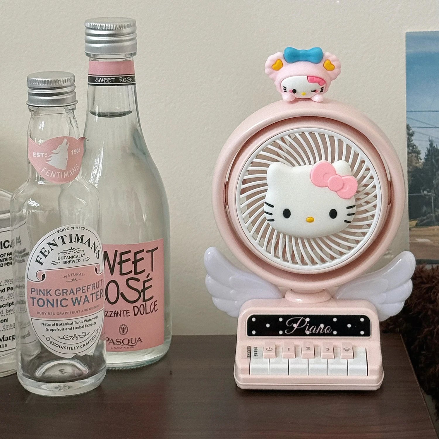 Hello Kitty Piano Mini Desk Fan White Pink Kawaii Style