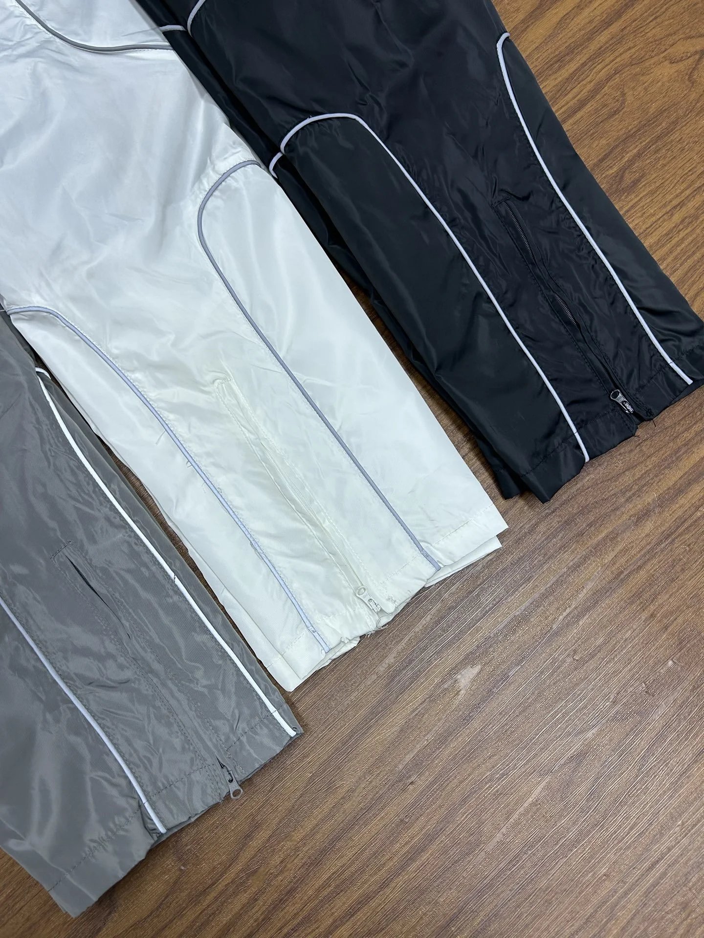 Nike Windrunner Pants Gray / White / Black - 11