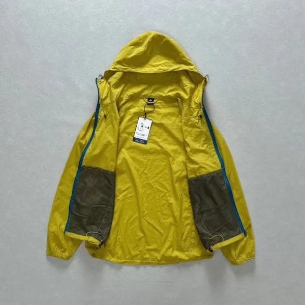Design Montbell Versalite Jacket Orange / Black / Yellow / Green / Navy Outerwear - 36