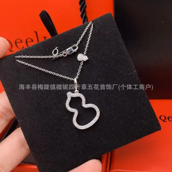 Design Mickey Mouse Bow Pendant Necklace Gold-Tone Pave Crystal Necklace Jewelry - 21