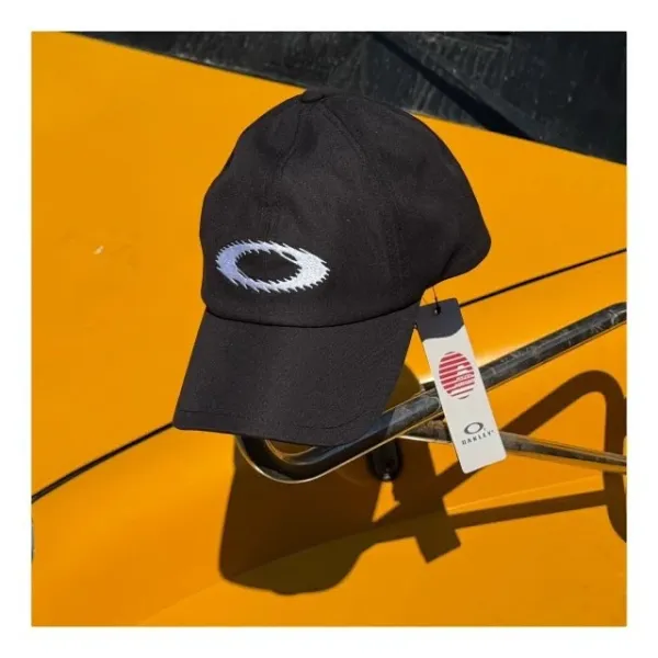 Oakley Distortion Logo Baseball Cap Black and White - 13