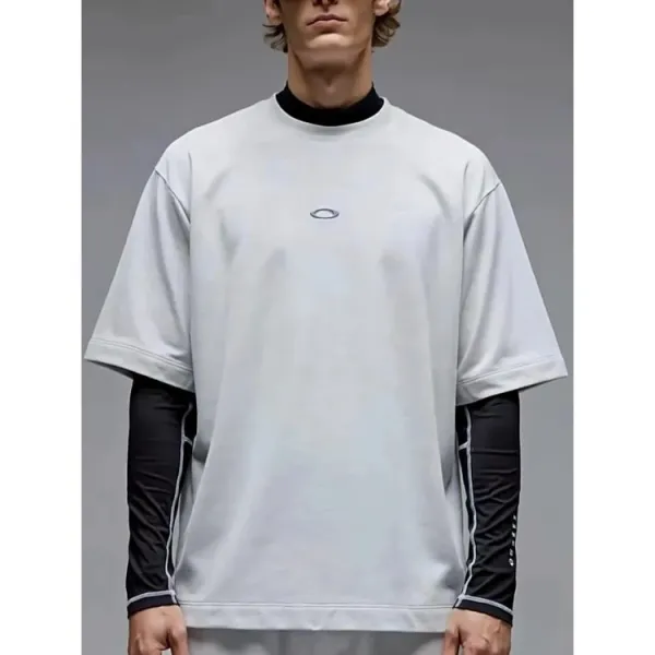 Oakley Logo Embroidered Gray T-Shirt and Black Baseball Cap - 8