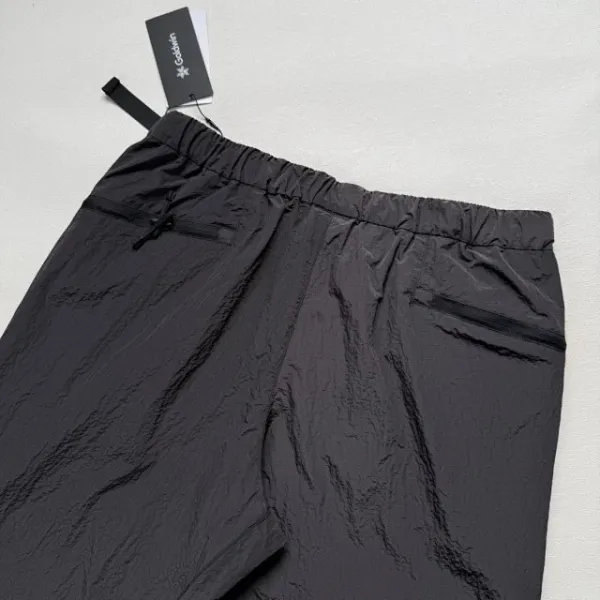 Design Grid-Textured Cargo Pants in Gray - 20